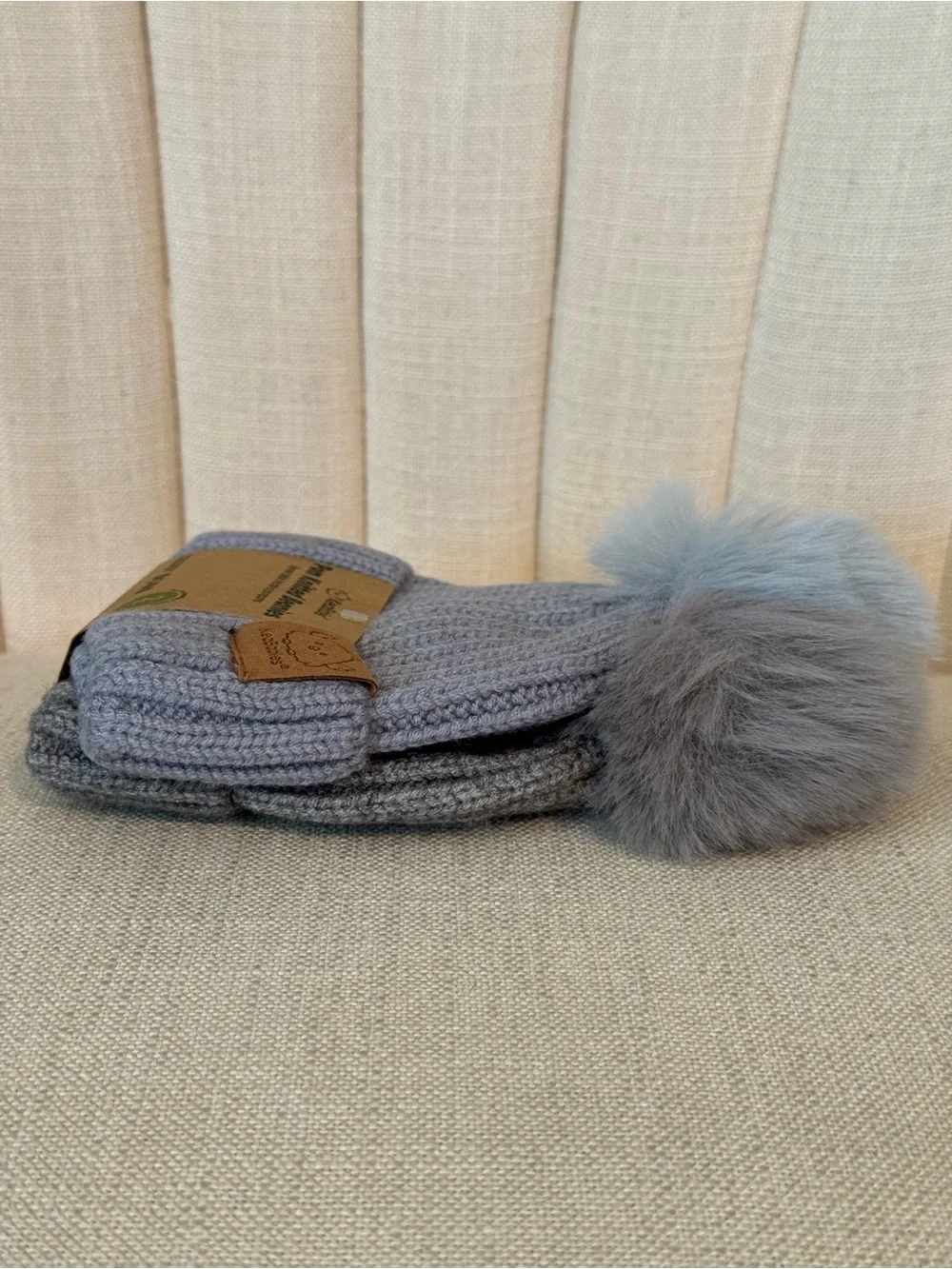 2 NEW baby KeaBabies GRAY pom knitted knit beanie grey soft infant 0-6 months